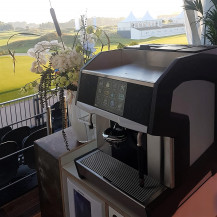 Flexcafé - Cameo espresso machine op meubel - KLM Dutch Open